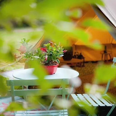 Tipi Au Fil De L'eau Luxury tent Cuqueron